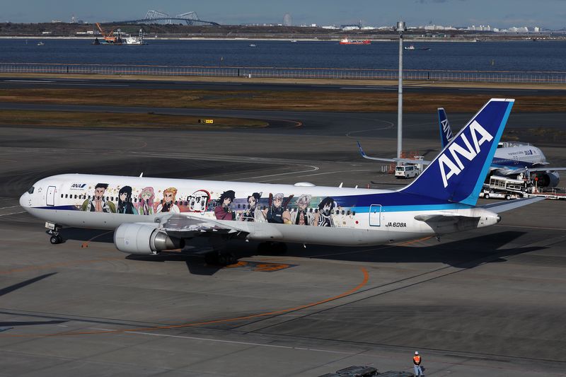 ANA BOEING 767 300 HND RF 002A6810.jpg