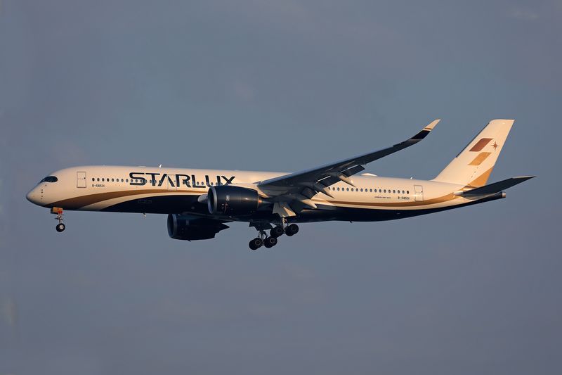 STARLUX AIRBUS A350 900 BKK RF 002A7395.jpg