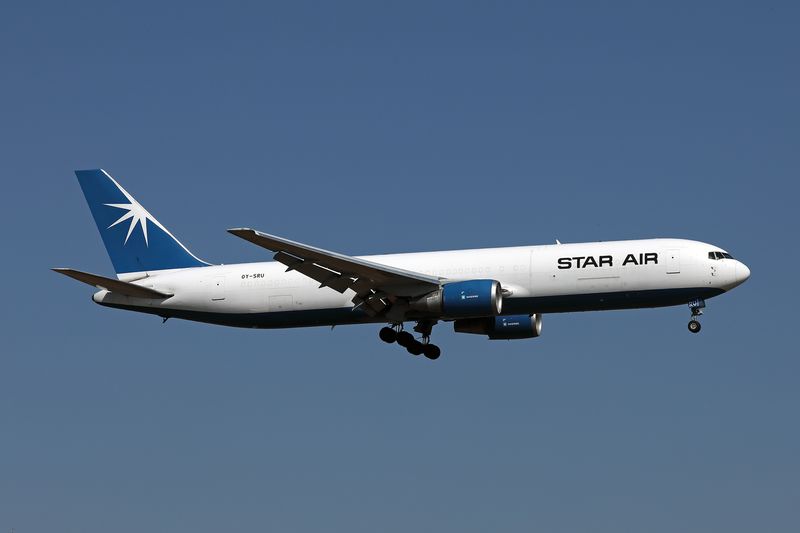 STAR AIR BOEING 767 300F ATH RF 002A8121.jpg