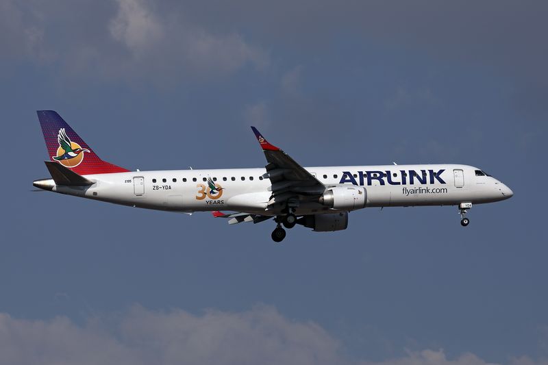 AIRLINK EMBRAER 190 JNB RF 002A9584.jpg