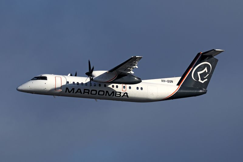 AUSTRALIA DASH 8