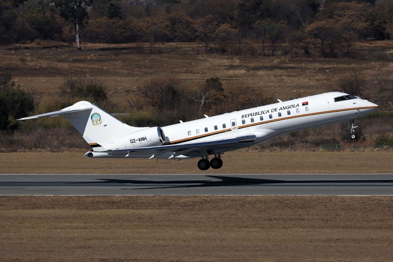 REPUBLICA DE ANGOLA BOMARDIER BD-700 GLOBAL EXPRESS HLA RF 002A2858.jpg