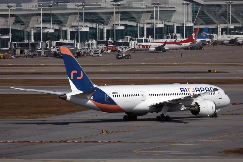 AIR JAPAN BOEING 787 8 ICN RF 002A4973.jpg