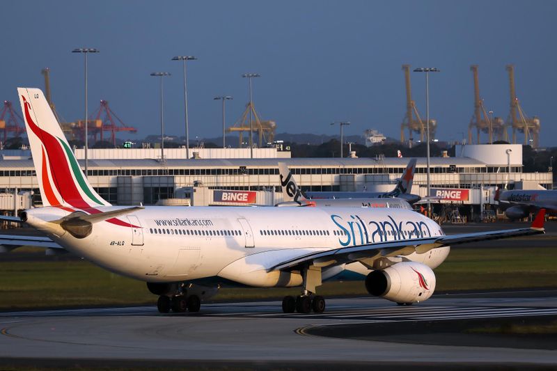 SRI LANKAN AIRBUS A330 300 SYD RF 002A3434.jpg