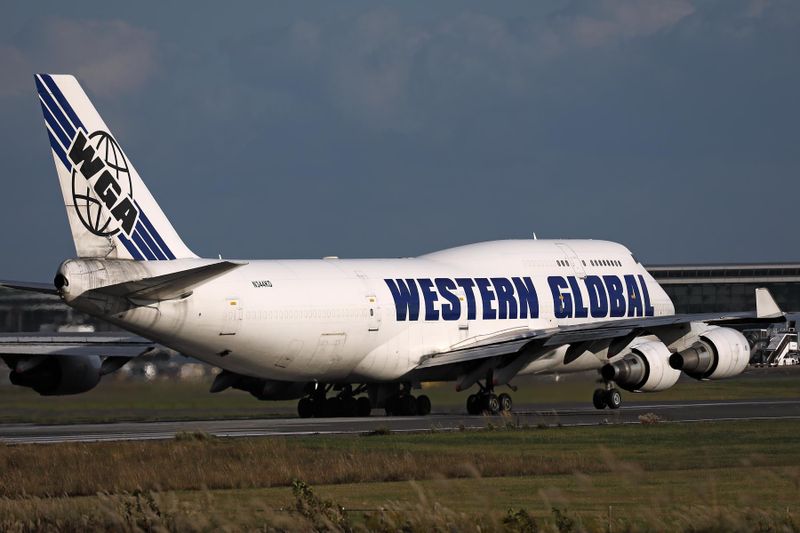 WESTERN GLOBAL BOEING 747 400BCF NRT RF 002A5275.jpg