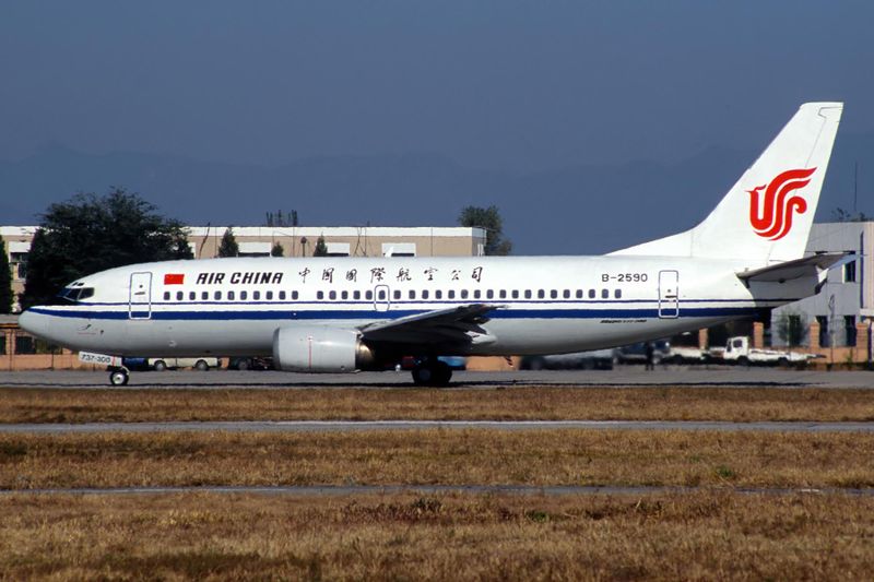 AIR CHINA B737 600 BJS RF F.jpg