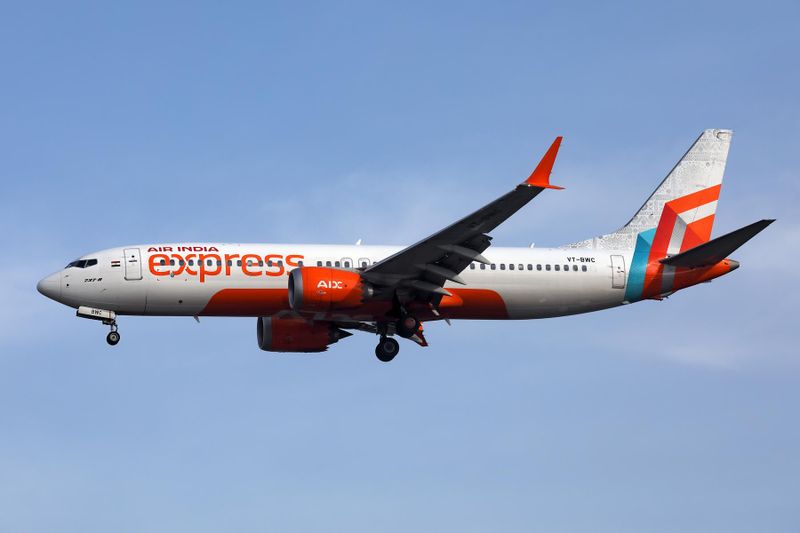AIR INDIA EXPRESS BOEING 737 MAX 8 BKK RF 002A6450.jpg
