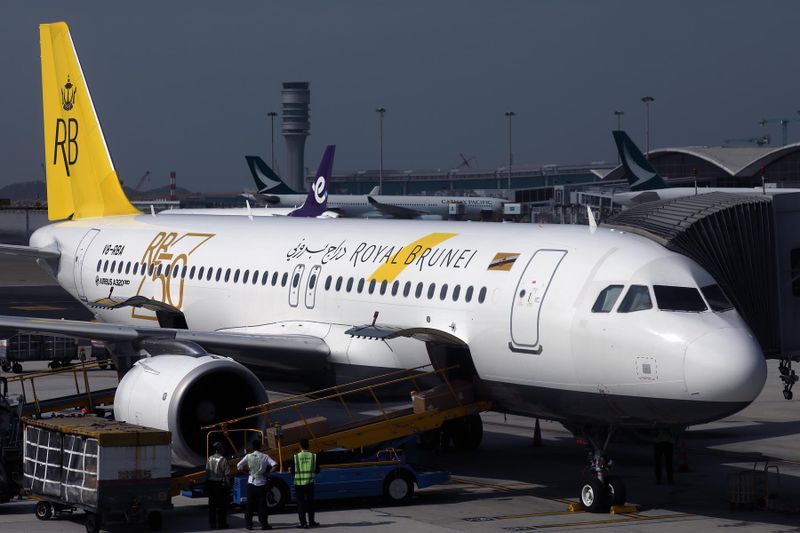 ROYAL BRUNEI AIRBUS A320 NEO HKG RF 002A5472.jpg