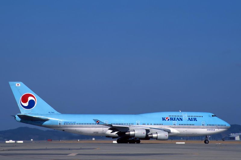 KOREAN AIR B747 400 HL7481 F S 1907.jpg