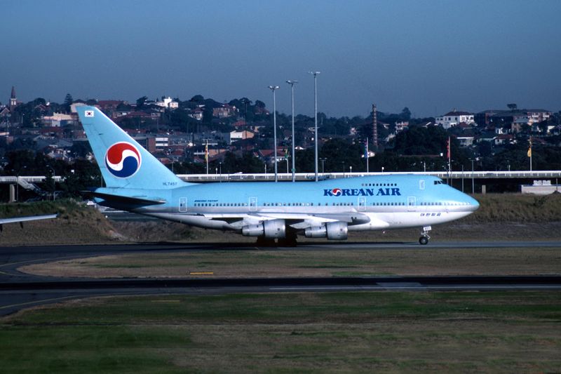 KOREAN AIR B747SP K S 0111.jpg