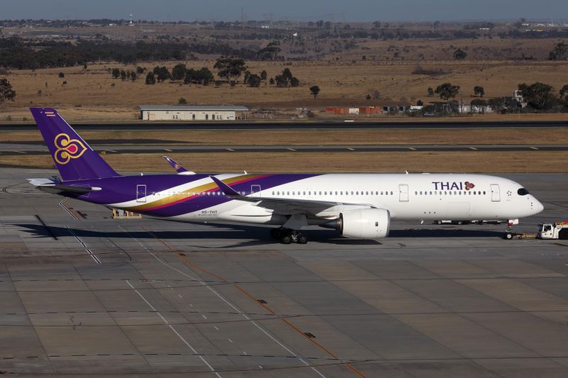 THAI AIRBUS A350 900 MEL RF 002A6575.jpg
