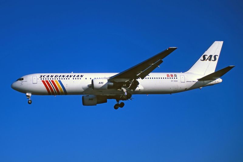 SAS BOEING 767 300 OY-KDH F S 2633.jpg