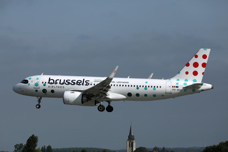 BRUSSELS AIRLINE AIRBUS A320 NEO BRU RF 002A6998.jpg