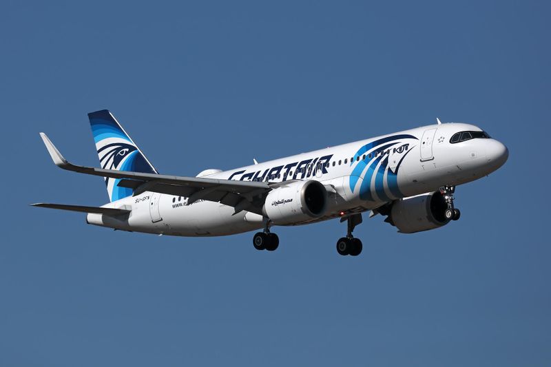 EGYPTAIR AIRBUS A320 NEO FCO RF 002A7389.jpg