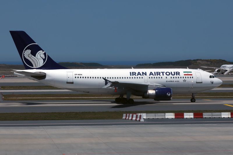 IRAN AIRTOUR AIRBUS A310 300 IST RF 002A7883.jpg