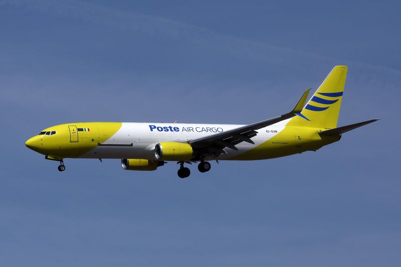 POSTE AIR CARGO BOEING 737 800F FCO RF 002A7722.jpg