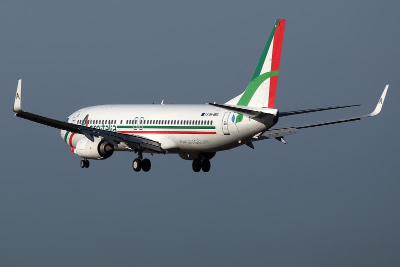 AEROITALIA BOEING 737 800 FCO RF 002A7172.jpg