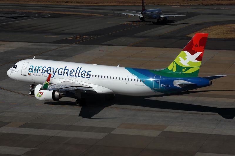 AIR SEYCHELLES AIRBUS A320 NEO JNB RF 002A8452.jpg