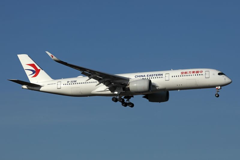 CHINA EASTERN AIRBUS A350 900 FCO RF 002A7039.jpg