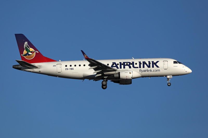 AIRLINK EMBRAER 175 JNB RF 002A8578.jpg