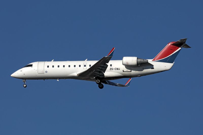 CEM AIR CANADAIR CRJ JNB RF 002A8493.jpg