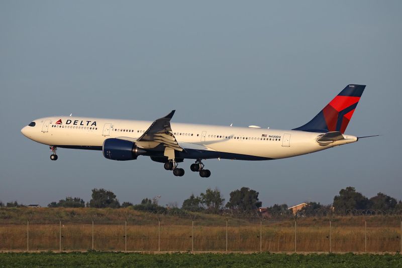 DELTA AIRBUS A330 900 NEO FC O RF 002A7508.jpg