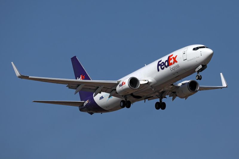 FEDEX BOEING 737 800F ATH RF 002A8357.jpg