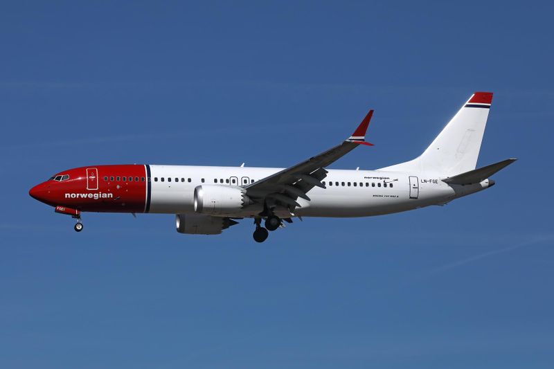 NORWEGIAN BOEING 737 MAX 8 FCO RF 002A7279.jpg