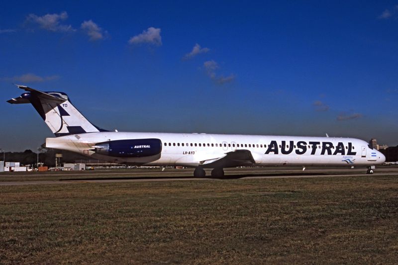 AUSTRAL MD80 AEP RF F.jpg