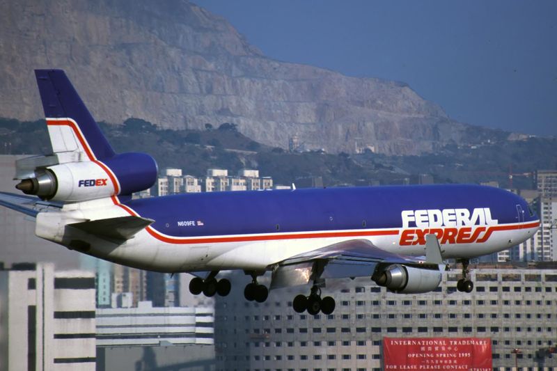 FEDERAL EXPRESS MD11F HKG RF F.jpg