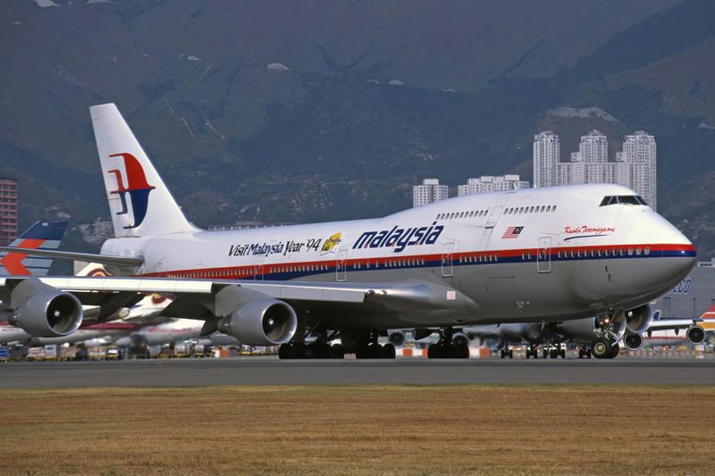 MALAYSIA BOEING 747 400 HKG RF  F.jpg
