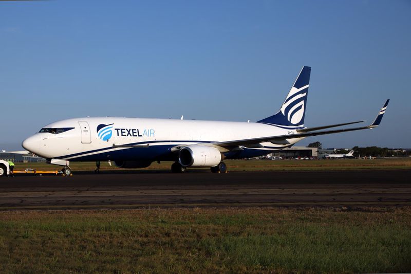 BOEING 737 800 VOL 7