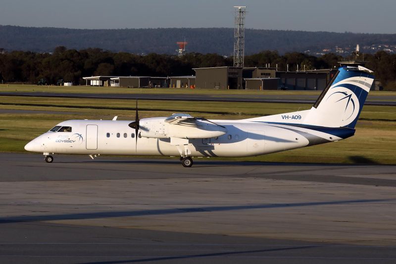 AUSTRALIA DASH 8