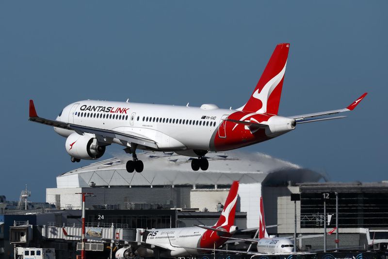 QANTAS LINK AIRBUS A220 SYD RF 002A9190.jpg
