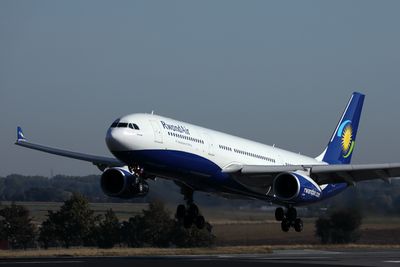 RWANDAIR AIRBUS A330 300 BRU RF 002A3901.jpg