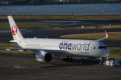 JAPAN AIRLINES AIRBUS A350 900 HND RF 002A6722.jpg