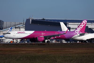 PEACH AIRBUS A321 NEO NRT RF 002A6951.jpg