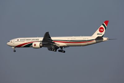 BANGLADESH AIRLINES BOEING 777 300ER BKK RF 002A7617.jpg