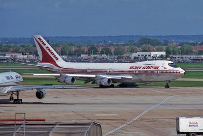 AIR INDIA BOEING 747 200 LHR RF 055 35.jpg