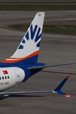 SUN EXPRESS BOEING 737 MAX 8 ZRH RF 002A8581.jpg