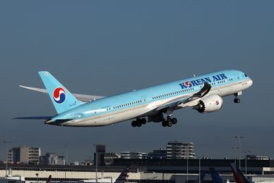 KOREAN AIR BOEING 787 9 SYD RF 002A9204.jpg