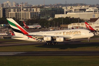 EMIRATES AIRBUS A380 SYD RF 002A0583.jpg