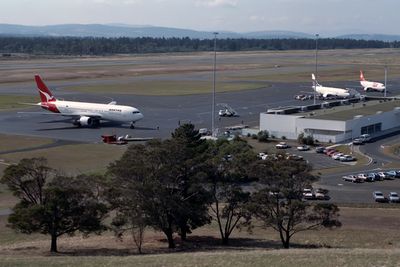 HOBART AIRPORT VOLUME 2
