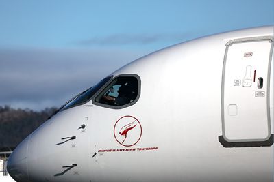QANTAS LINK AIRBUS A220 HBA RF 002A2034.jpg
