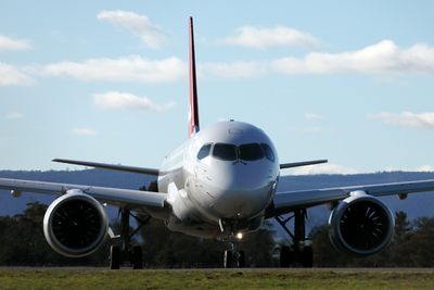 QANTAS LINK AIRBUS A220 HBA RF 002A1992.jpg