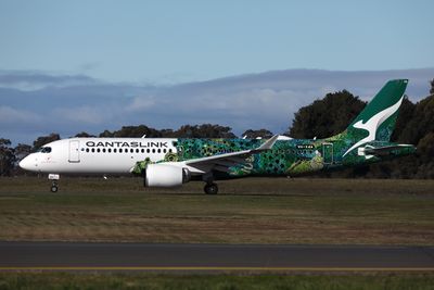 QANTAS LINK AIRBUS A220 HBA RF 002A2046.jpg