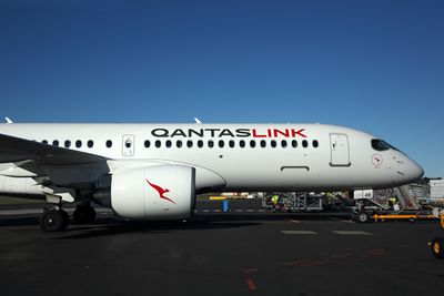 QANTAS LINK AIRBUS A220 HBA RF 5K5A0330.jpg