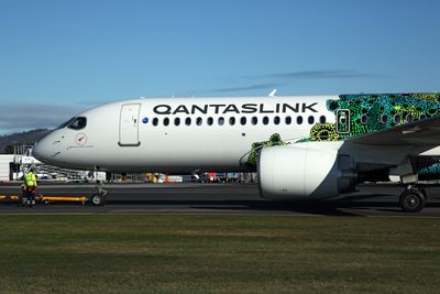QANTAS LINK AIRBUS A220 HBA RF 5K5A0341.jpg