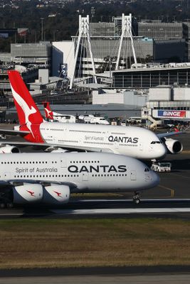 QANTAS 5