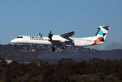 AUSTRALIA DASH 8